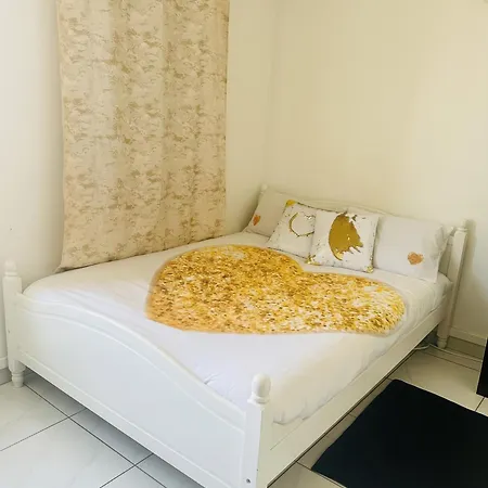 Familial A De 81 M², Proche Commodites Apartment *